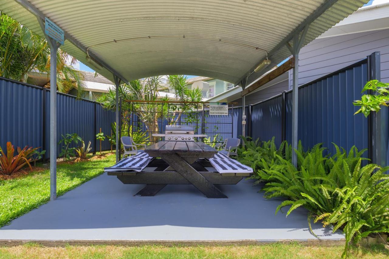 Tin Can Bay'S Sleepy Lagoon Motel Exterior foto