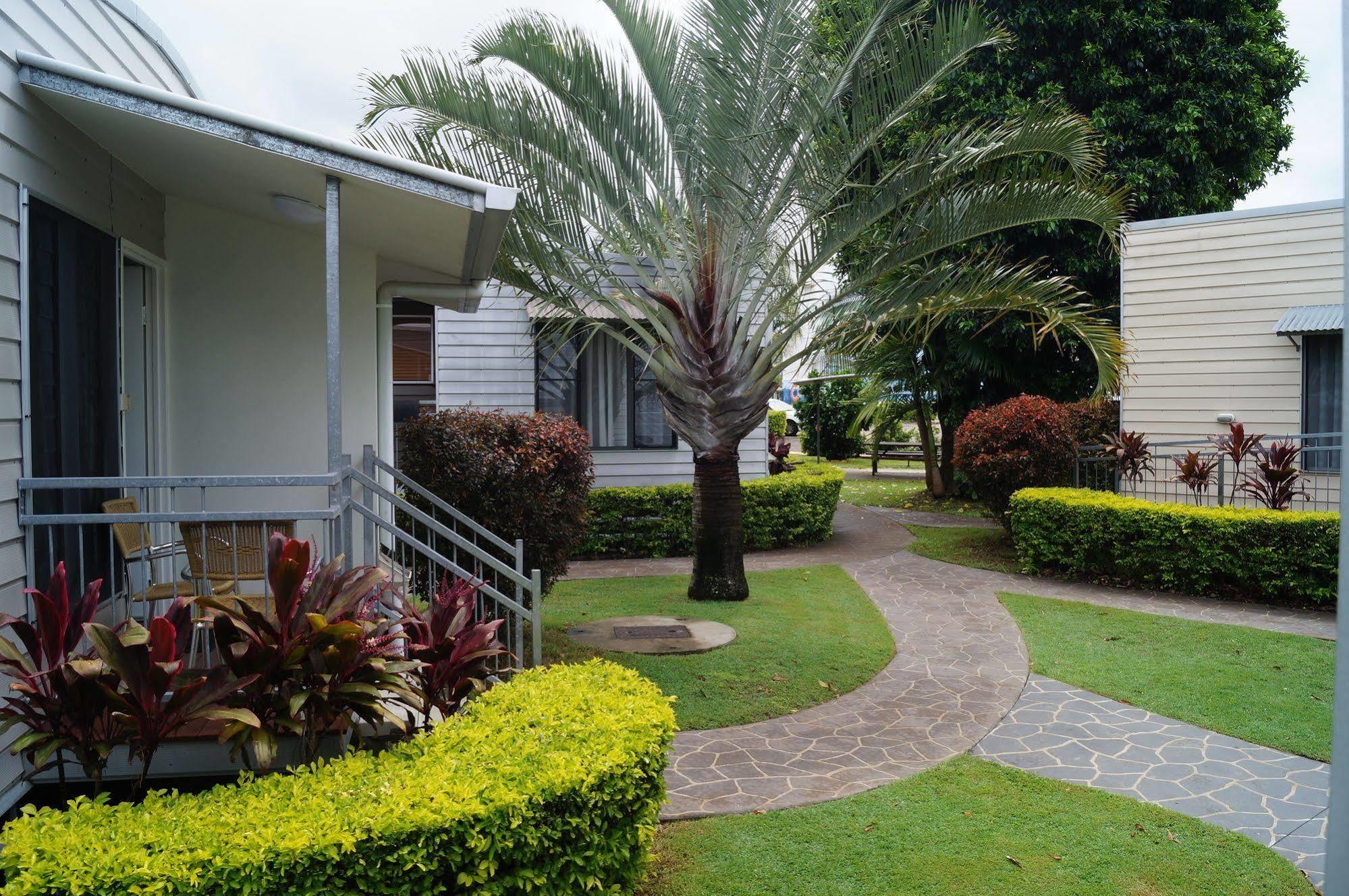 Tin Can Bay'S Sleepy Lagoon Motel Exterior foto